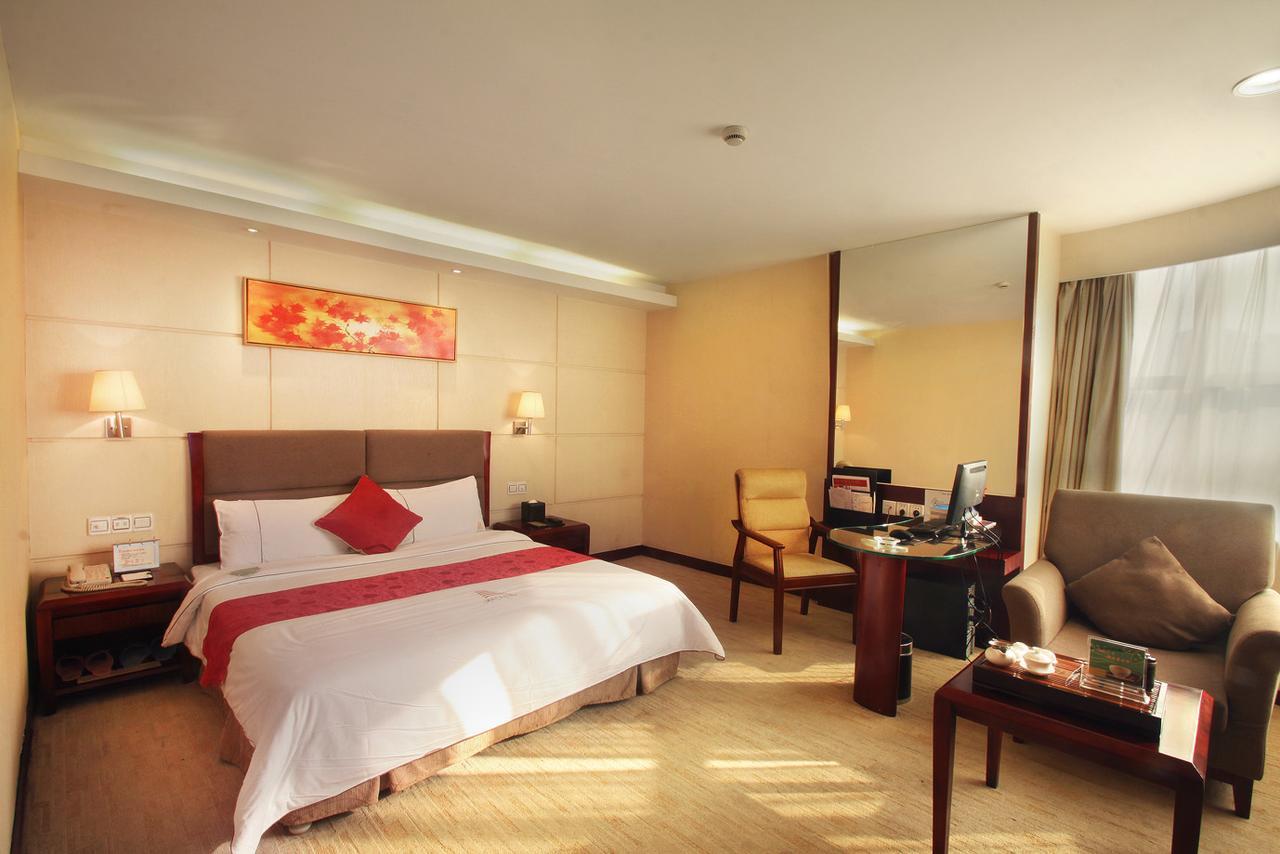 Huizhou Jinhuayue International Hotel Экстерьер фото
